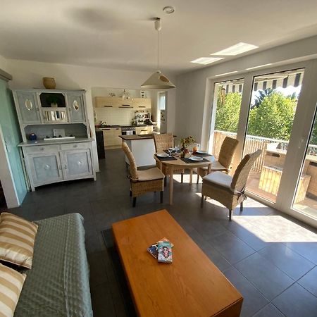 Luminous Apartment In Kehl Near Strasbourg, Conveniently Located Next To A Tram Stop With Direct Access To Strasbourg City Centre ภายนอก รูปภาพ