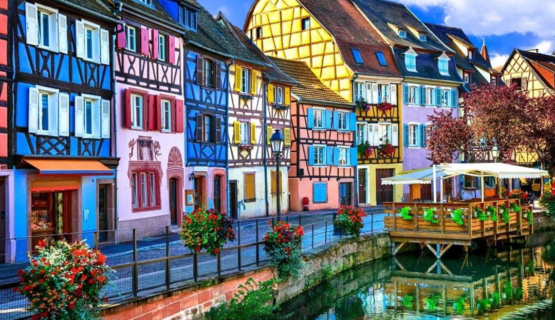 Luminous Apartment In Kehl Near Strasbourg, Conveniently Located Next To A Tram Stop With Direct Access To Strasbourg City Centre ภายนอก รูปภาพ